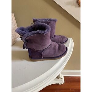 UGG Bailey Bow Purple Suede Sheepskin Boots Kids Size 2 or 3 EU 35